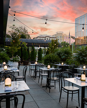 Le Sel outdoor seating during dusk